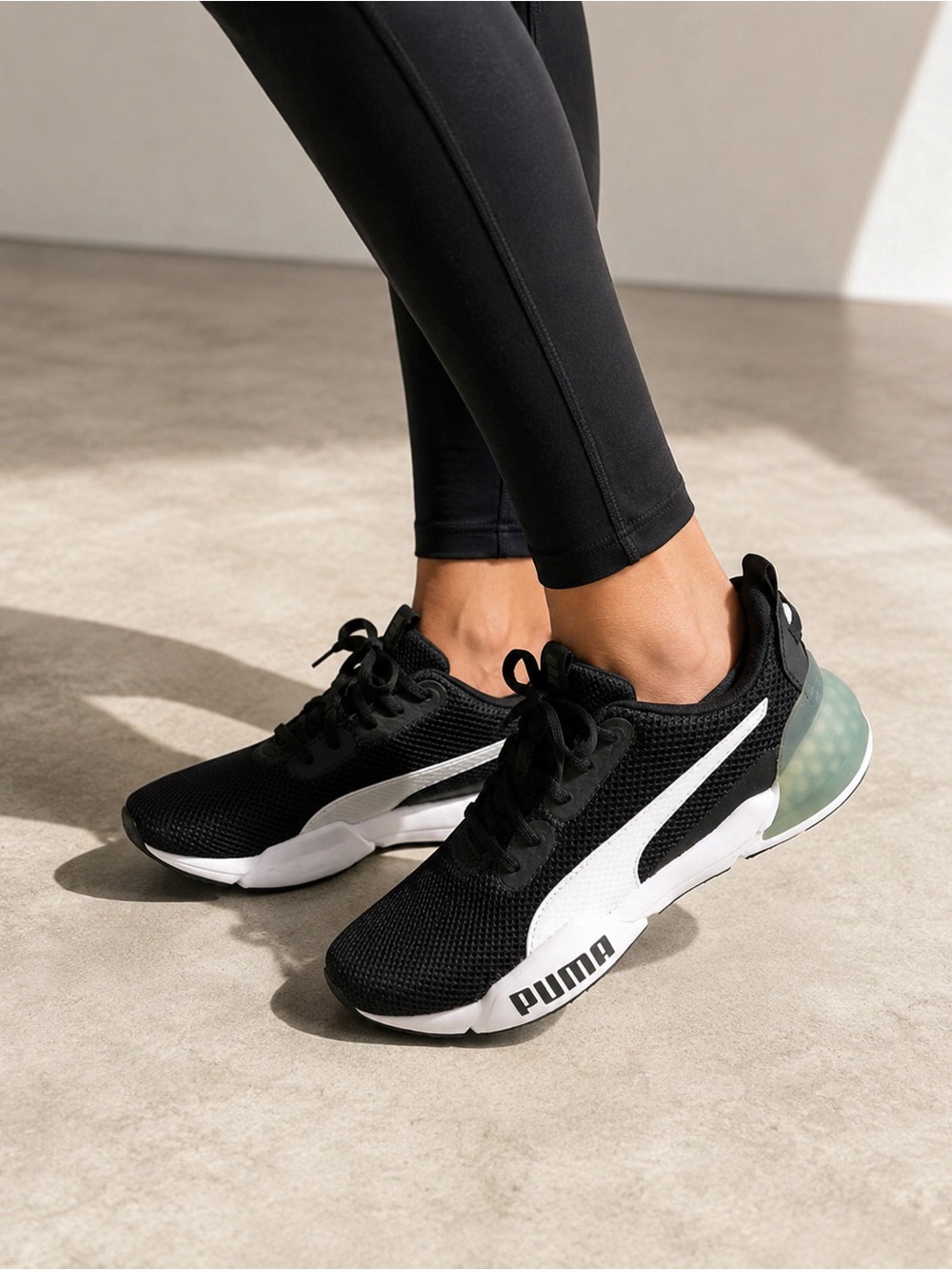 Women’s Puma Black Sneakers size 6